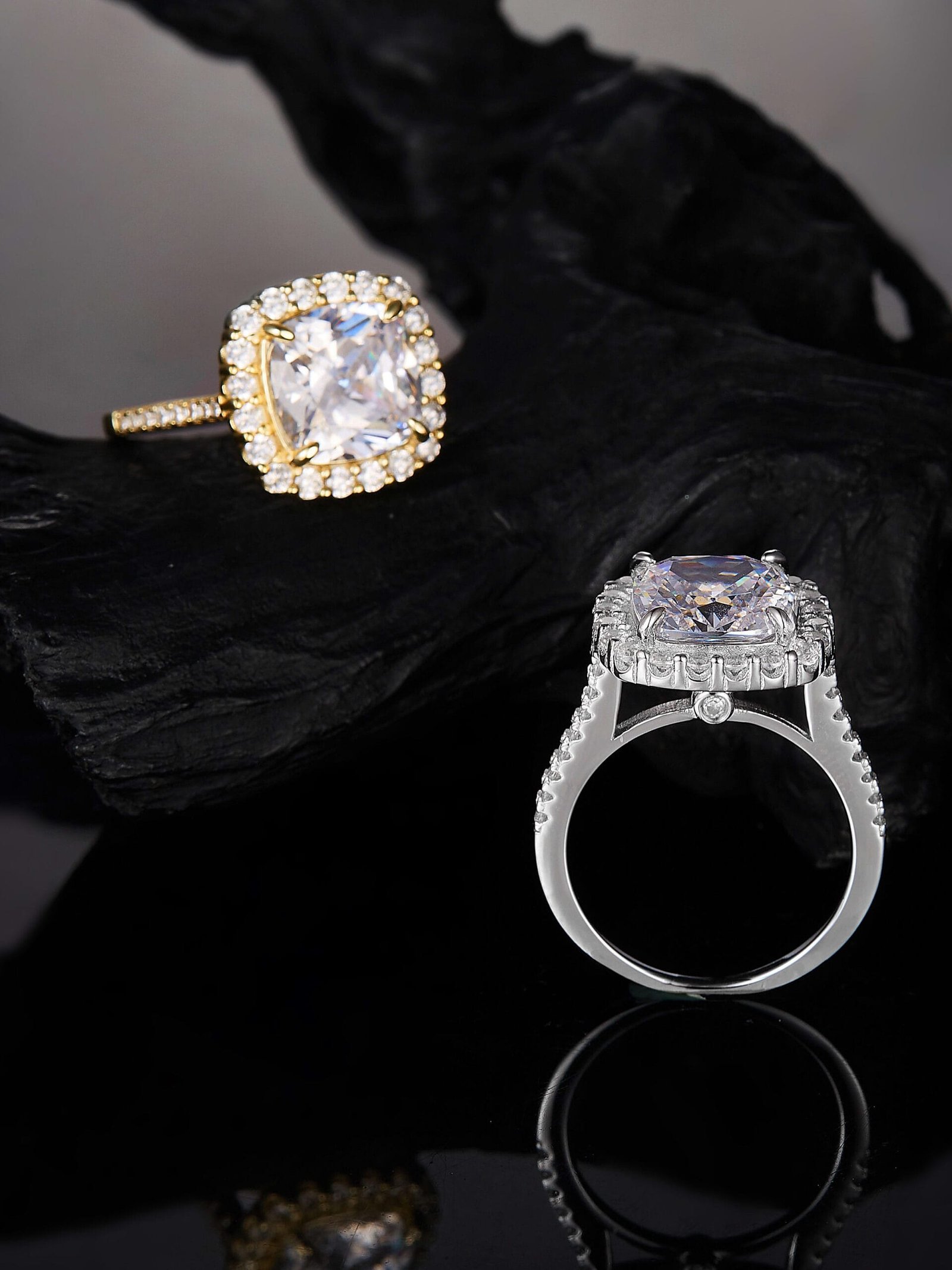 925 Sterling Silver White CZ Solitaire Statement Ring
