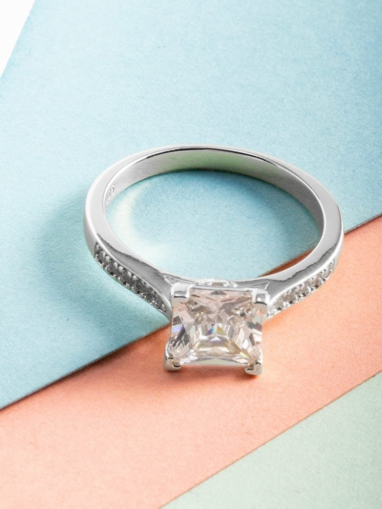 925 Sterling Silver White CZ Minimalist Ring