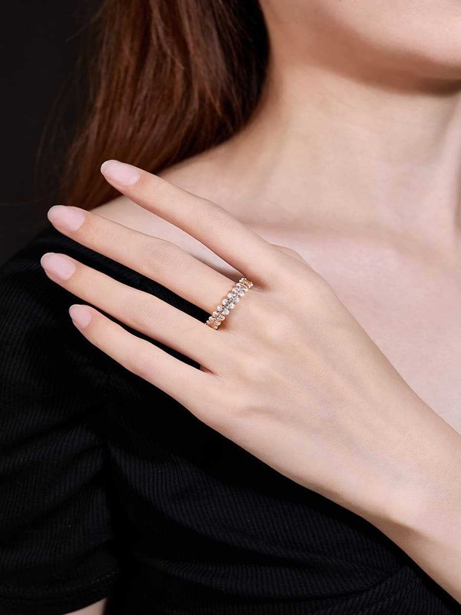 925 Sterling Silver Delicate White CZ Band Ring